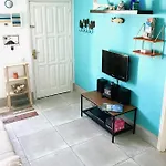 Apartment Lagos Renovated New Kitchen &