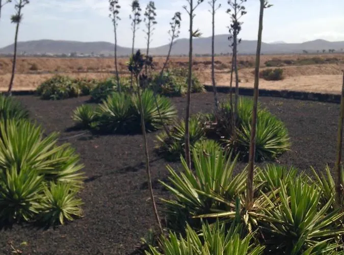 Lagos Renovated New Kitchen & Apartman Cotillo