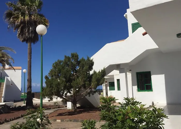 Lagos Renovated New Kitchen & * Cotillo