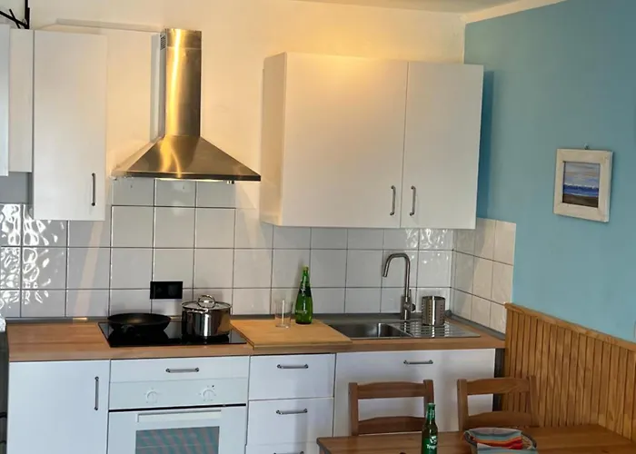 Apartman Lagos Renovated New Kitchen &