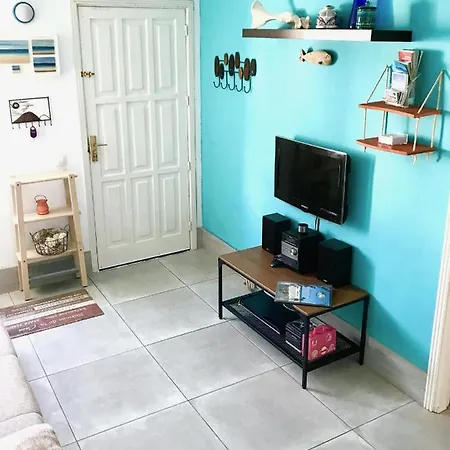 公寓 Lagos Renovated New Kitchen &