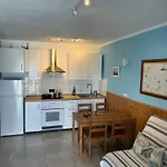 Апартаменты Lagos Renovated New Kitchen & *